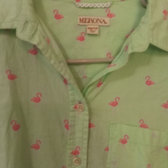 Flamingo buttonup - Picture 2 of 3